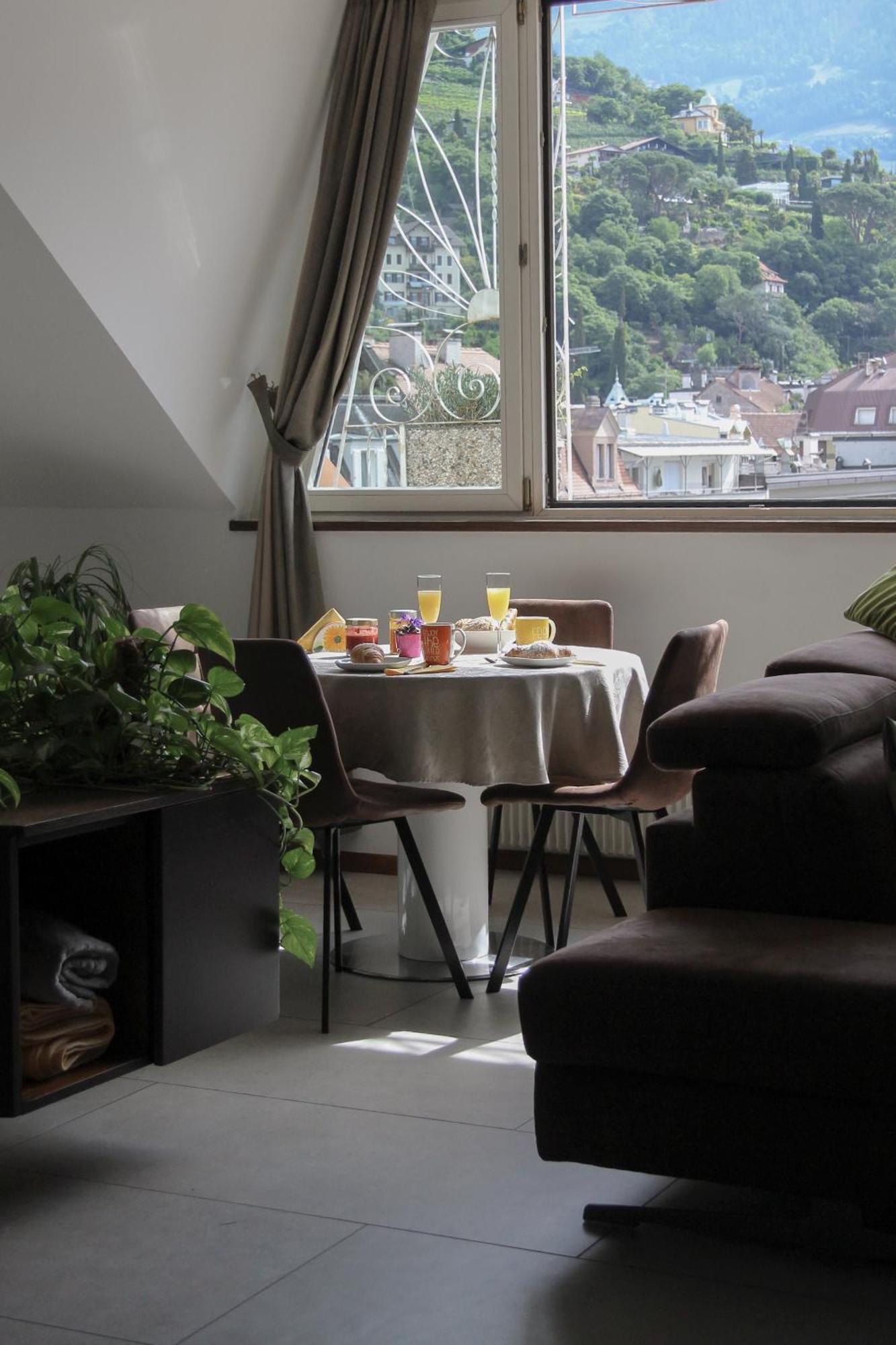 Theatre Lodge Attico Teatro Merano Dış mekan fotoğraf